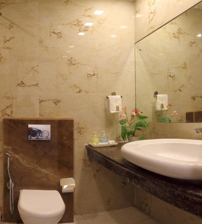 Park Studio Dlf Phase 2, Cyber City, Gurgaon Exterior photo