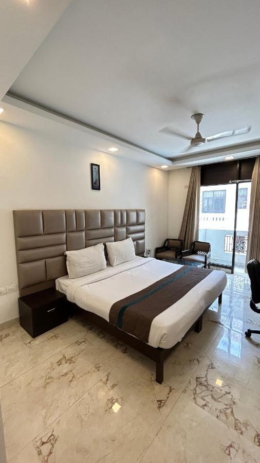 Park Studio Dlf Phase 2, Cyber City, Gurgaon Exterior photo